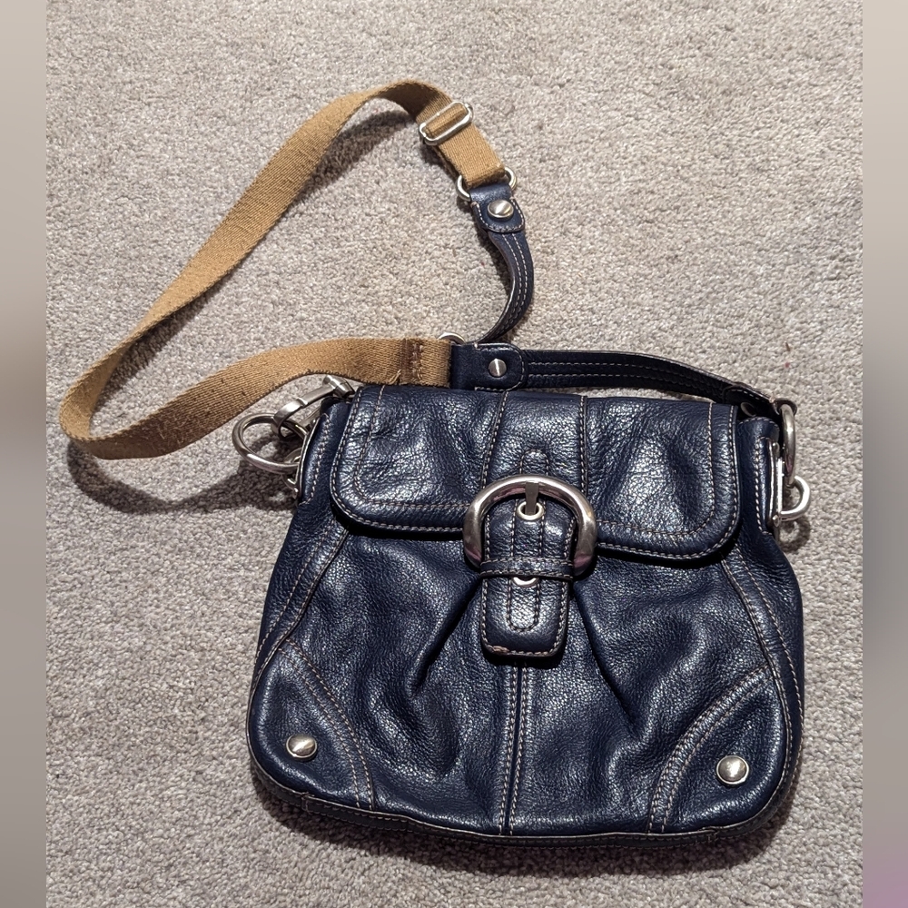 B Makowsky leather bag